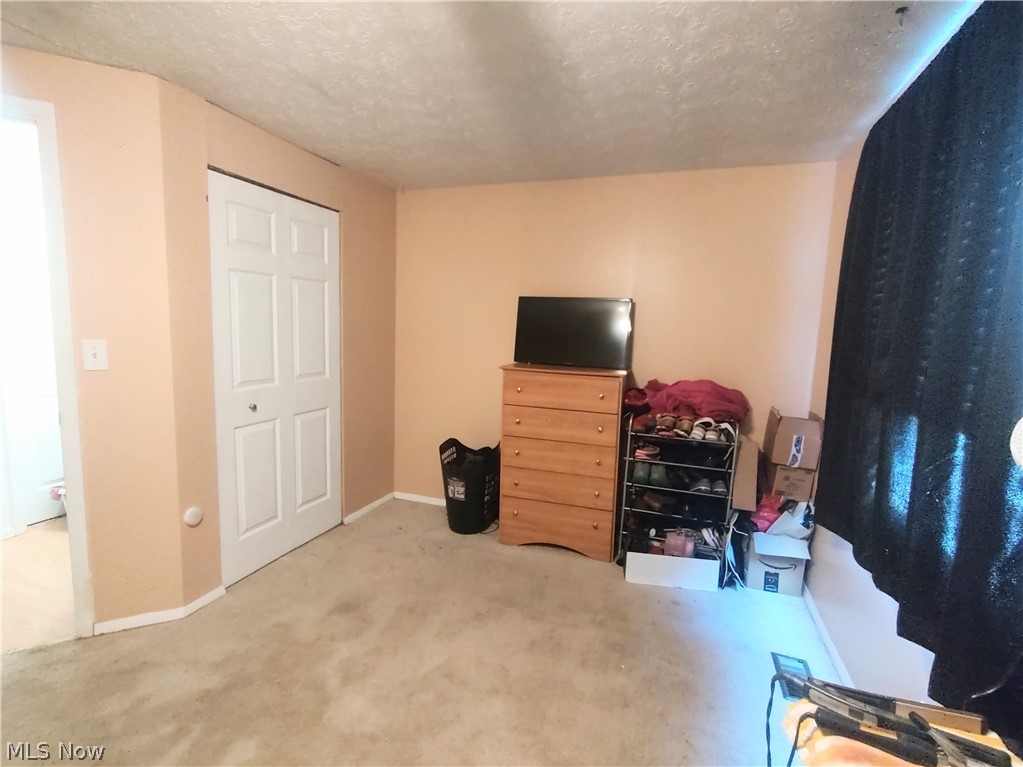 1033 Sunnywood Lane