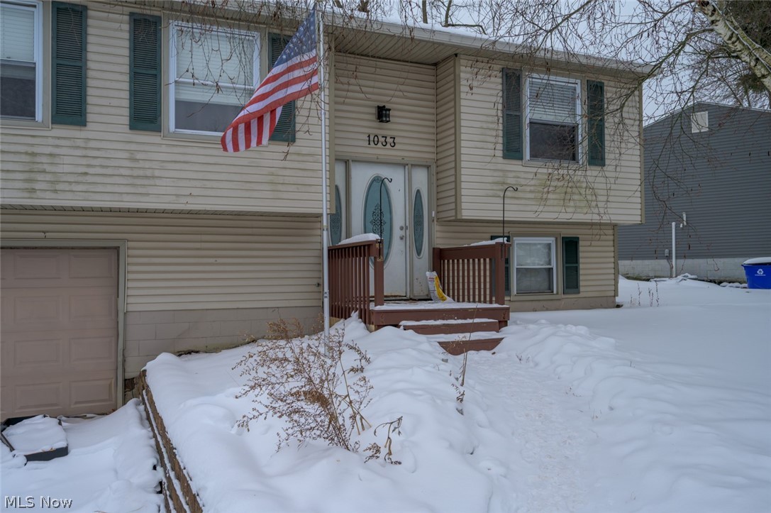 1033 Sunnywood Lane