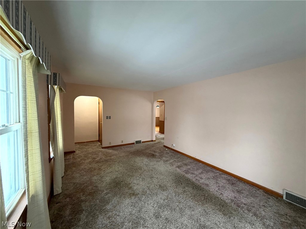 2229 Schneider Street NW