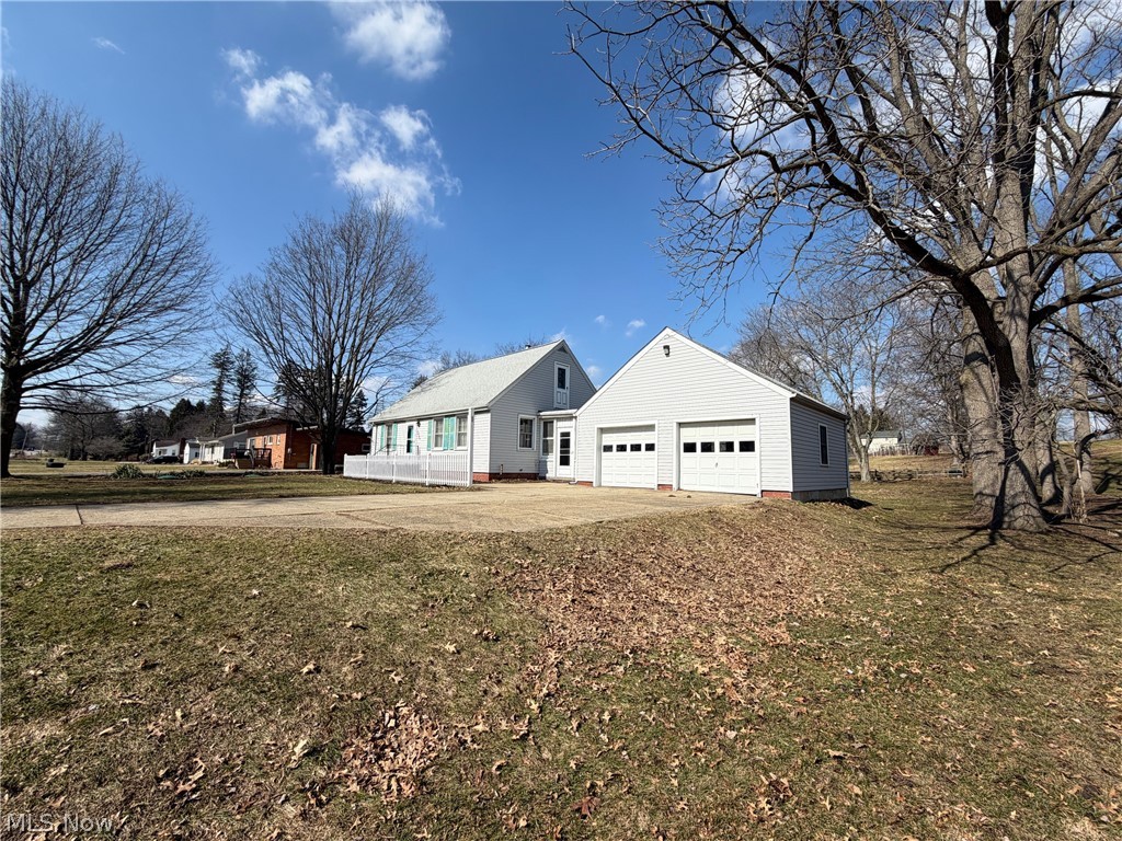 2229 Schneider Street NW