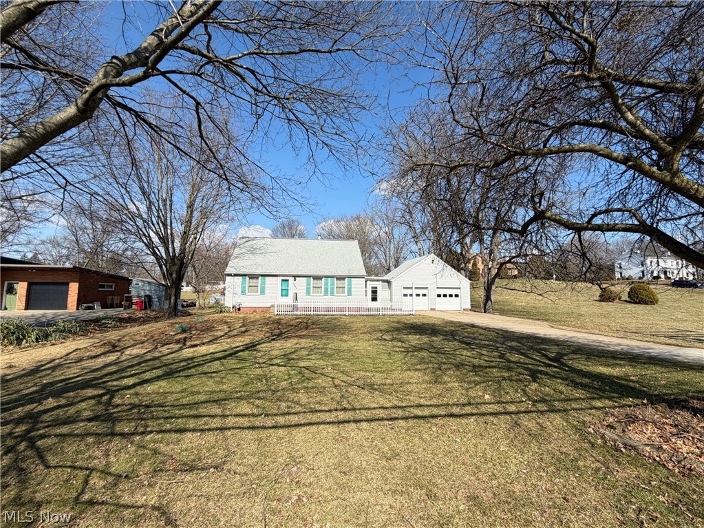 2229 Schneider Street NW