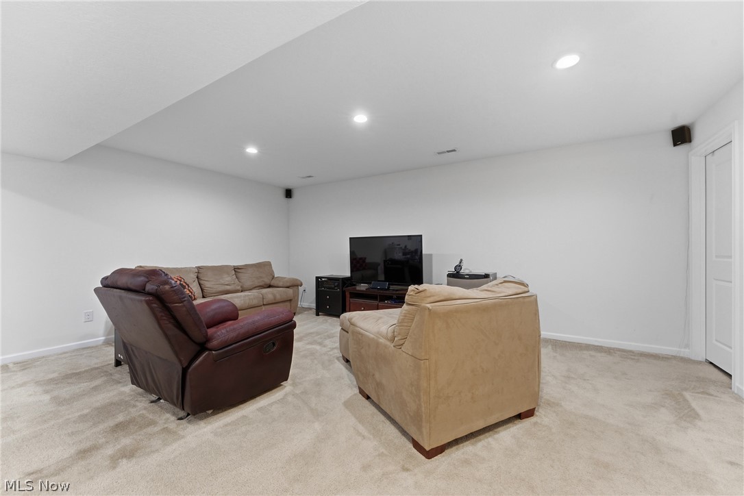 7119 Gauntlet Street SW