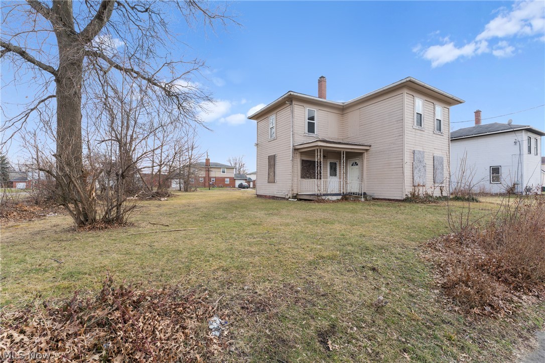 1014 9th Street NE