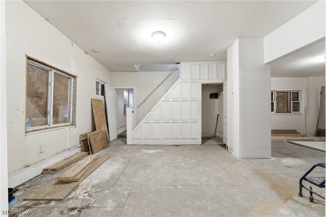 1014 9th Street NE