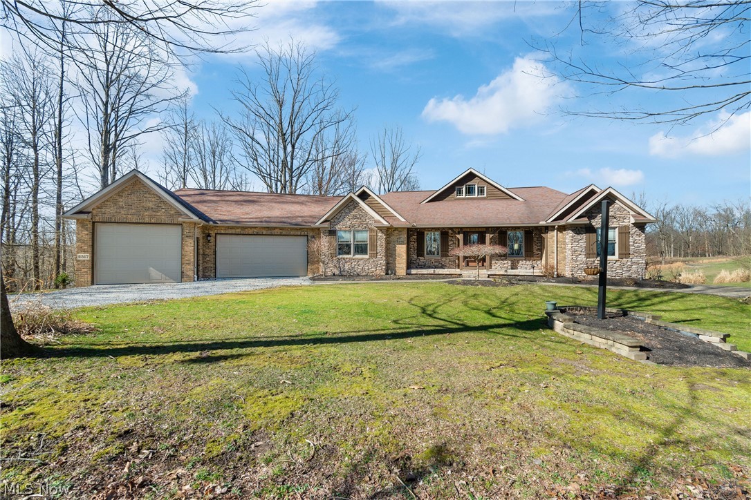2517 Golfview Drive NE