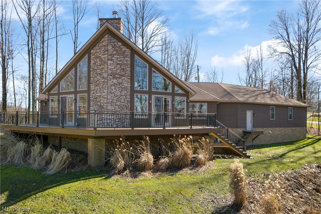 2517 Golfview Drive NE
