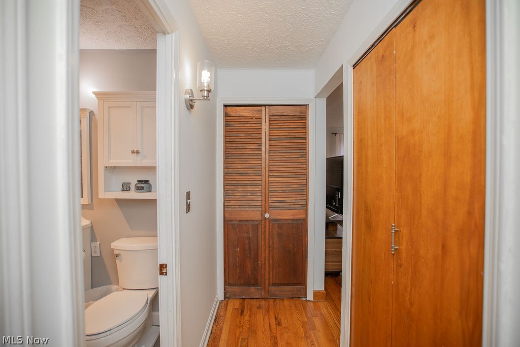 299 Inwood Boulevard