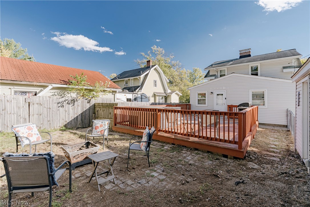 2679 N Bender Avenue