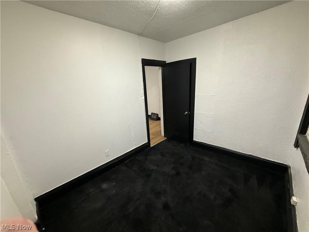 2113 W 104th Street