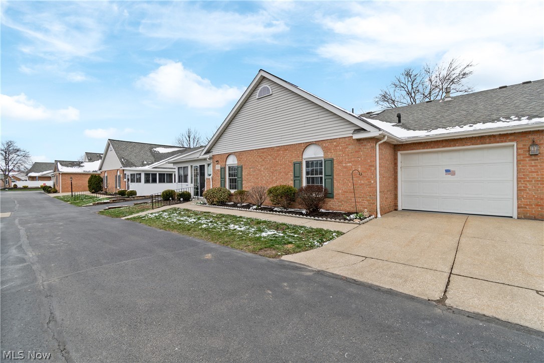 1529 Rhine River Road NW