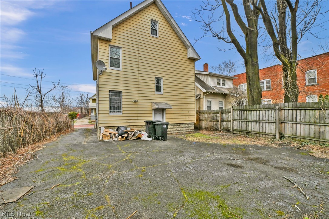 880 Stevenson Road
