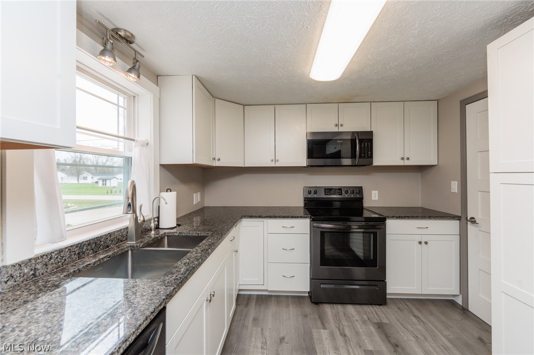9985 Mount Eaton Road