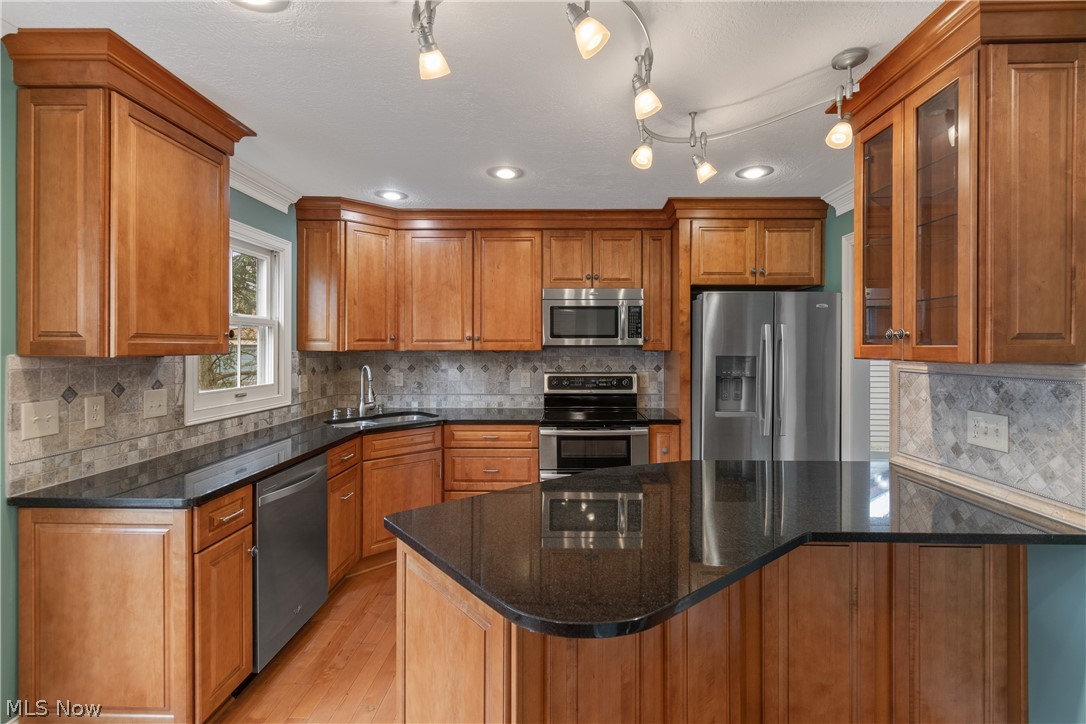 41 Hudson Common Drive