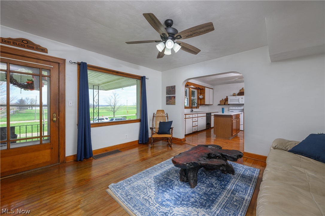 10850 Angling Road