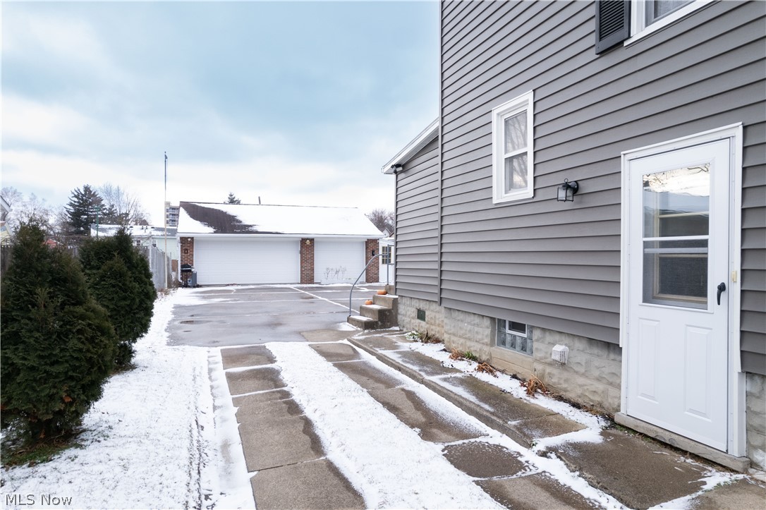 30 20th Street SW