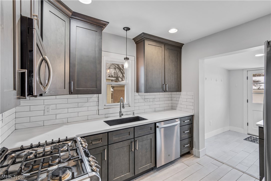 30 20th Street SW