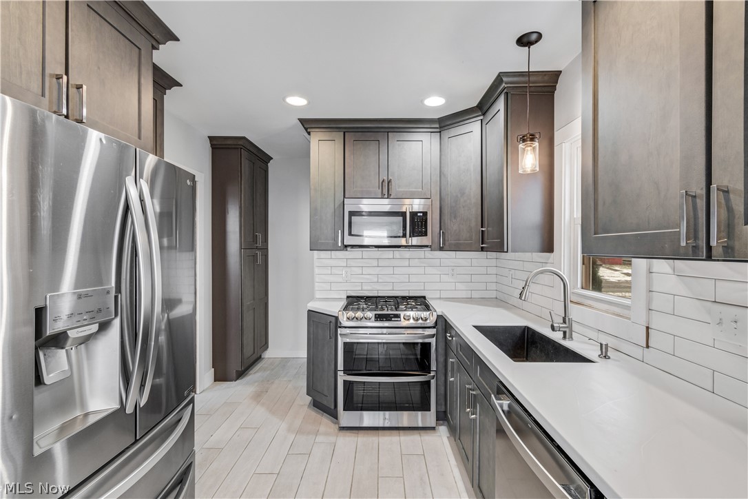 30 20th Street SW