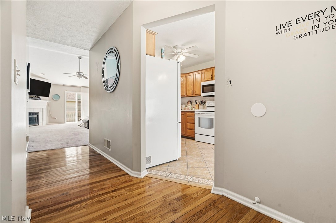 3198 Mariners Island Drive NW