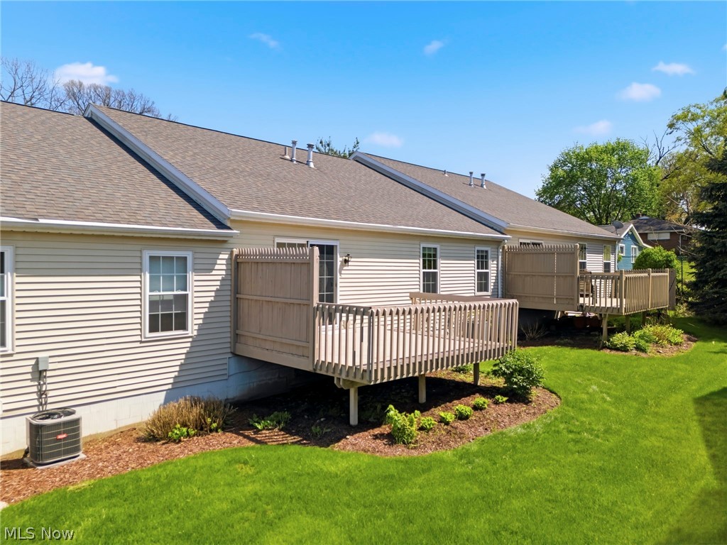 3198 Mariners Island Drive NW