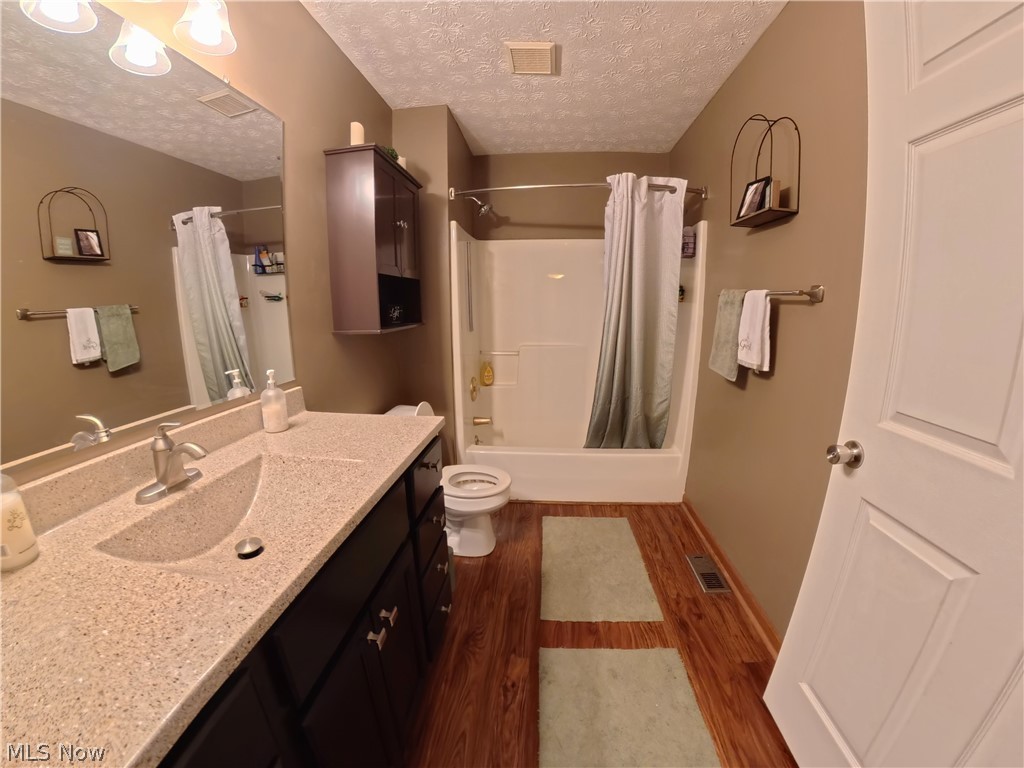 3160 Pondview Drive