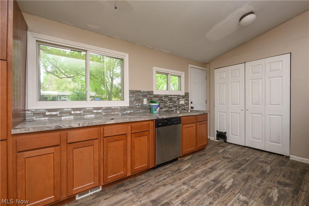 2889 Polly Road