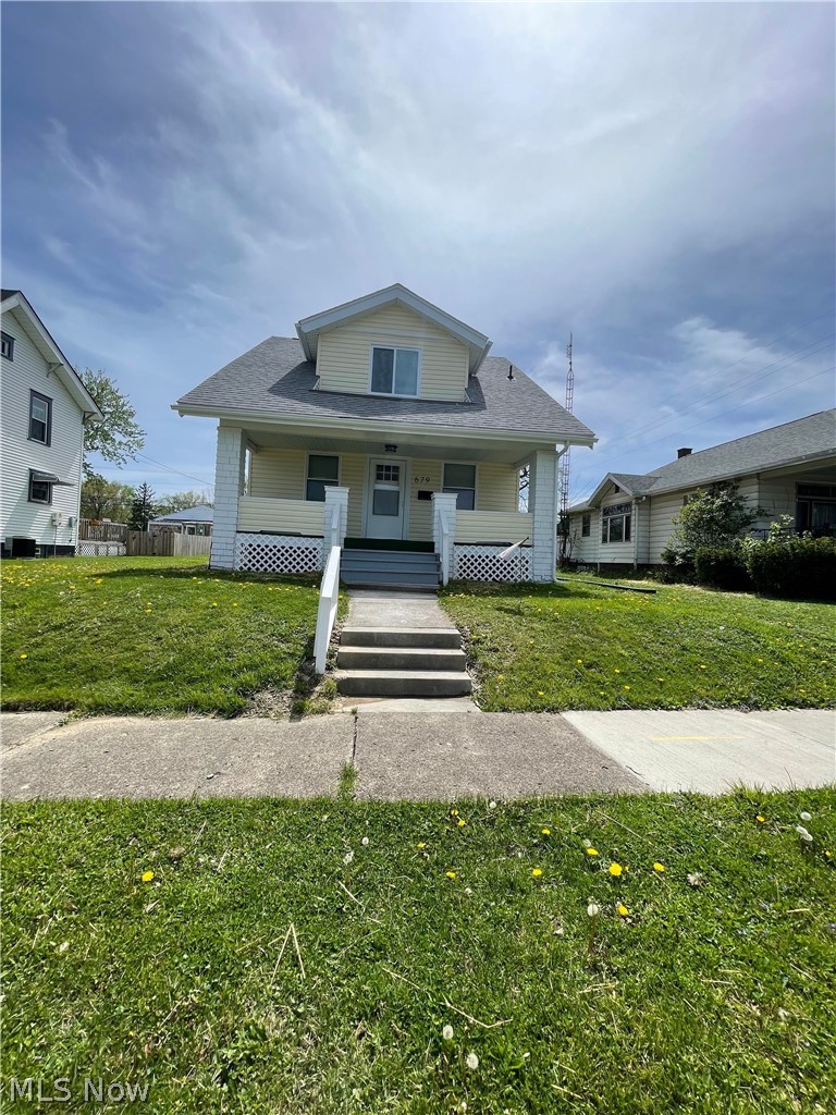 679 W Oregon Avenue