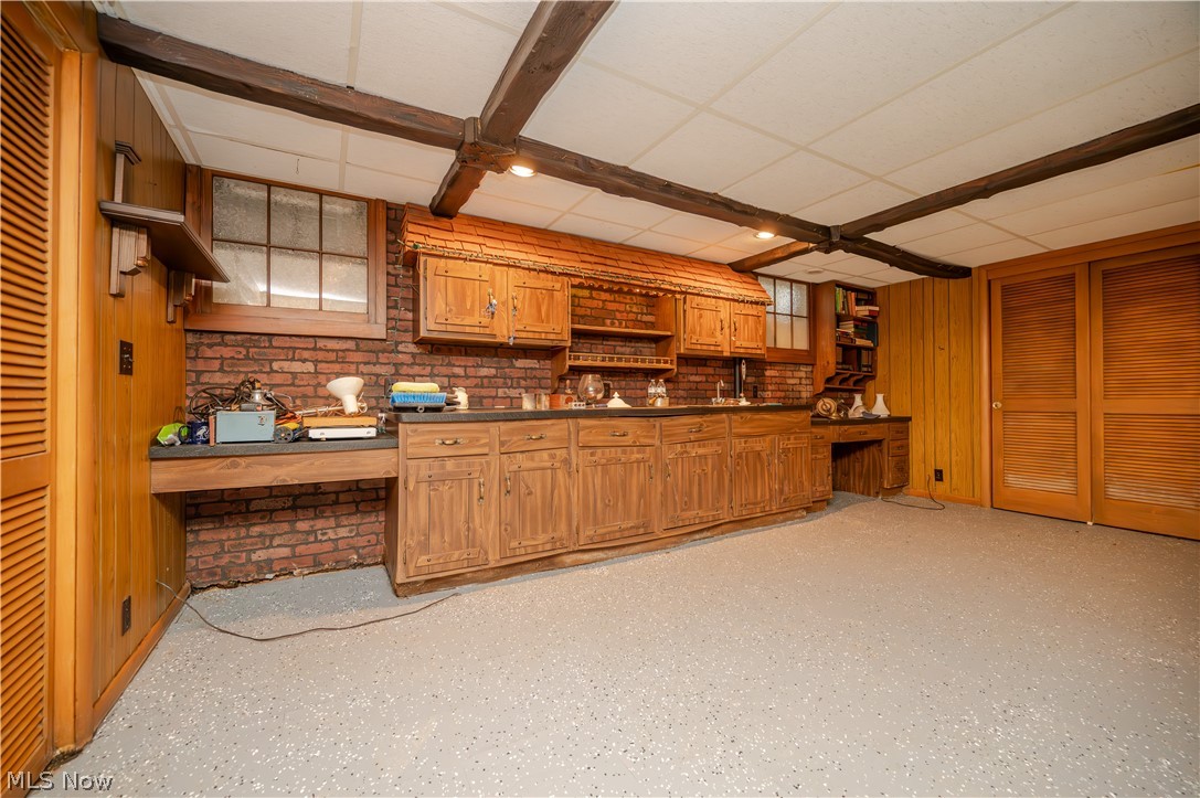 1498 Brantford Drive