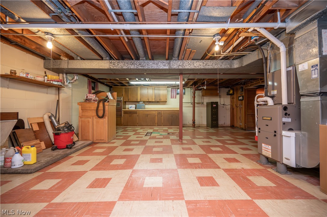 1498 Brantford Drive