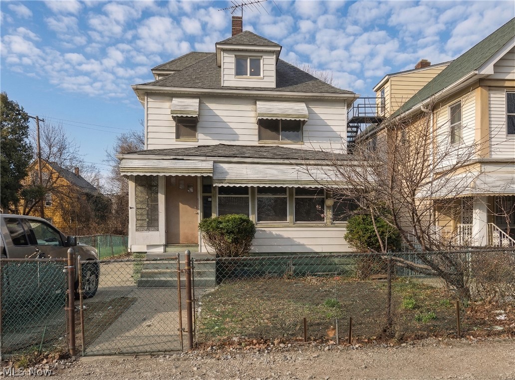 686 E 92nd Street