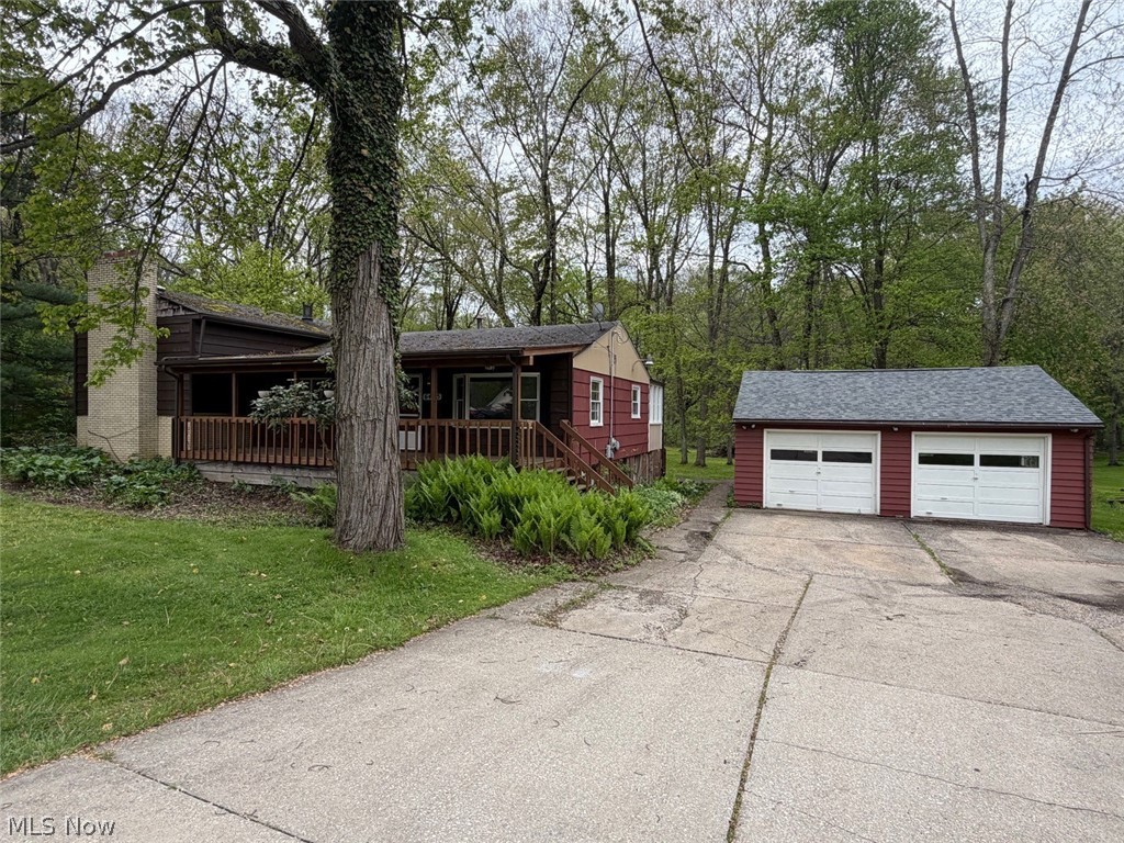 6425 Wall Street