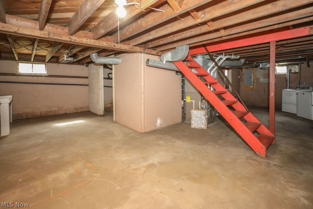6425 Wall Street