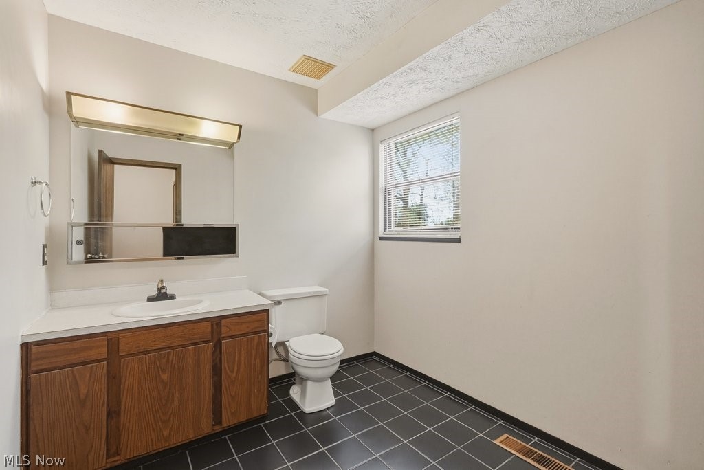 614 James Avenue 6A