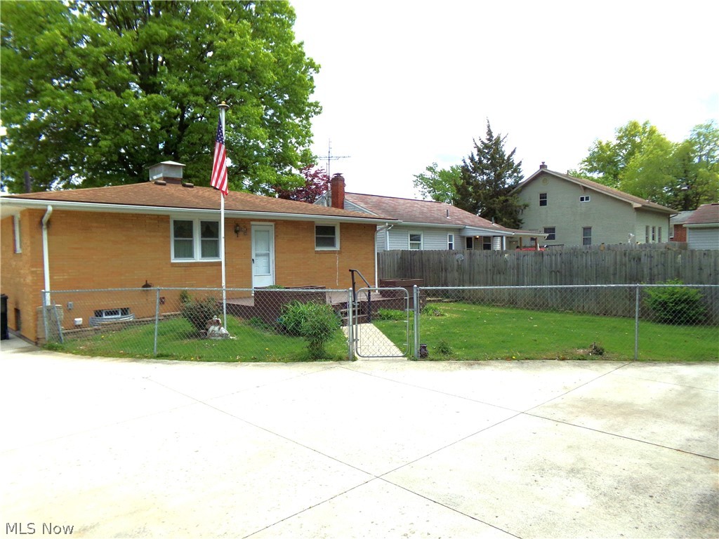 317 Wrexham Avenue SW