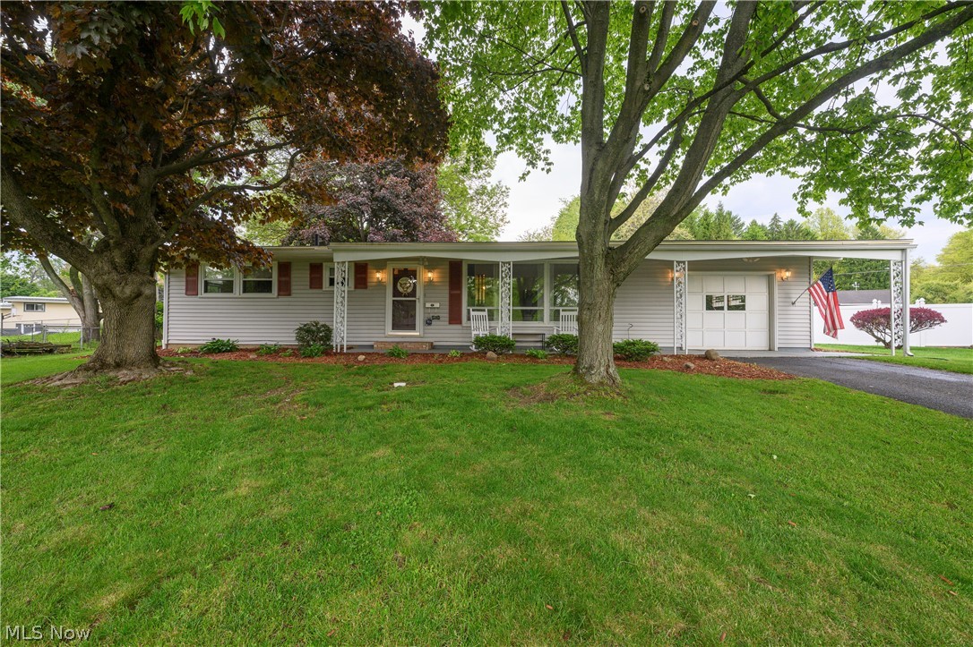 324 Lynn Circle NW