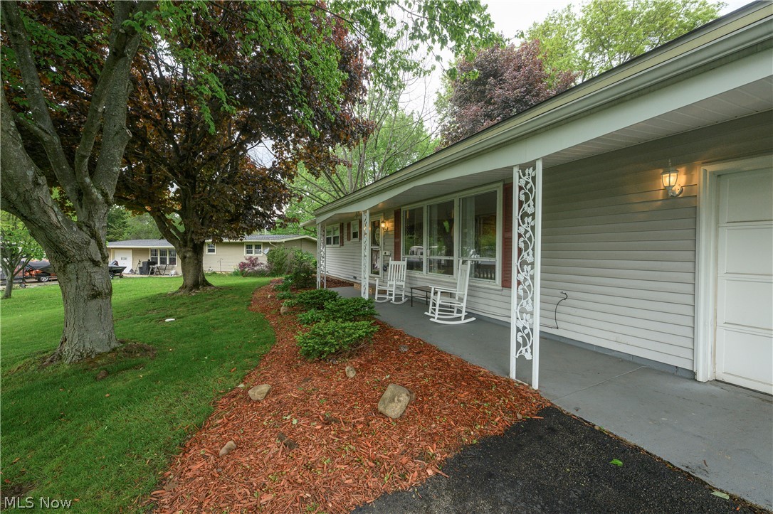 324 Lynn Circle NW