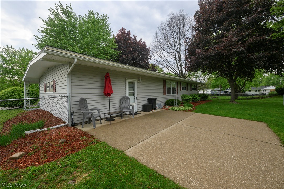 324 Lynn Circle NW