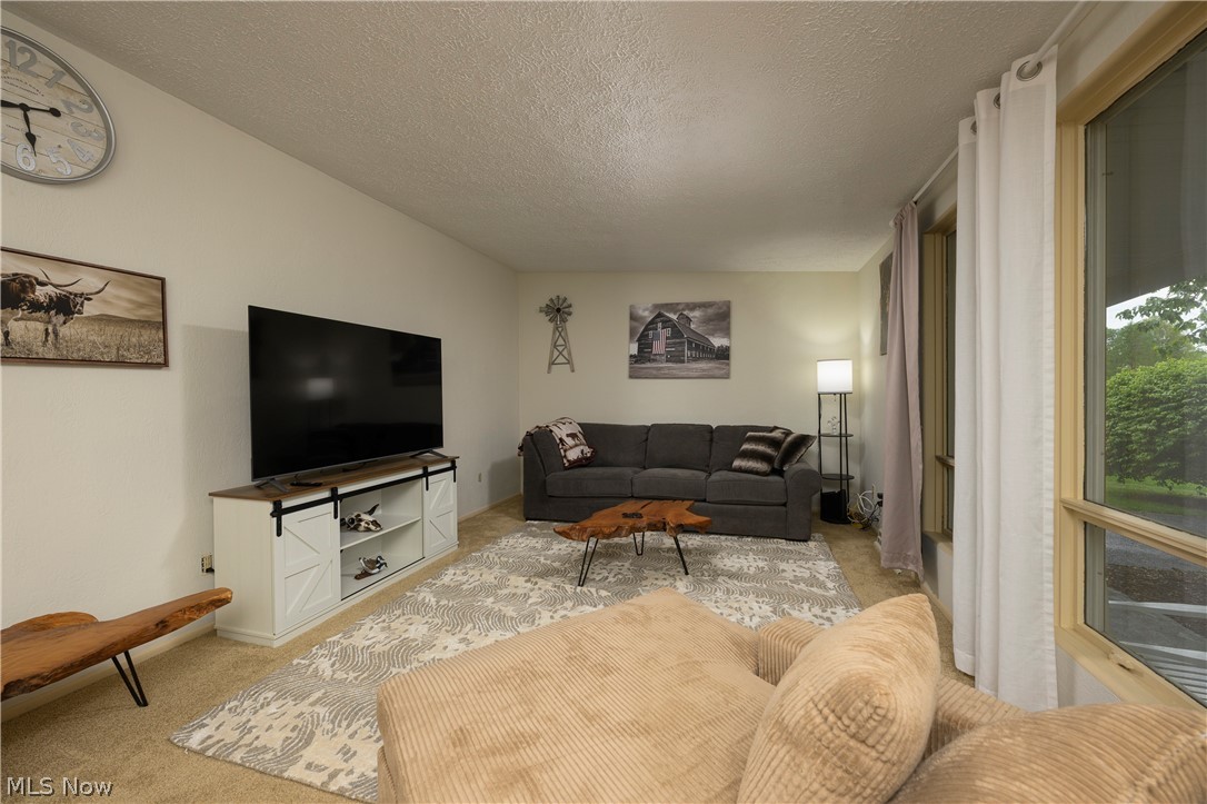324 Lynn Circle NW