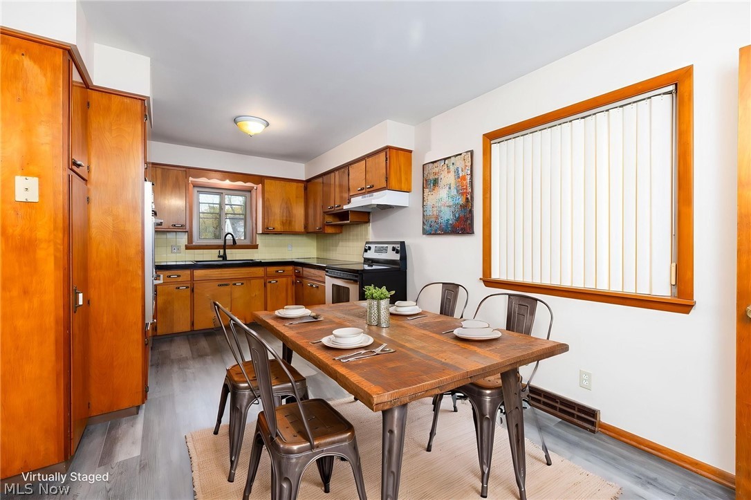 84 Pfeiffer Avenue
