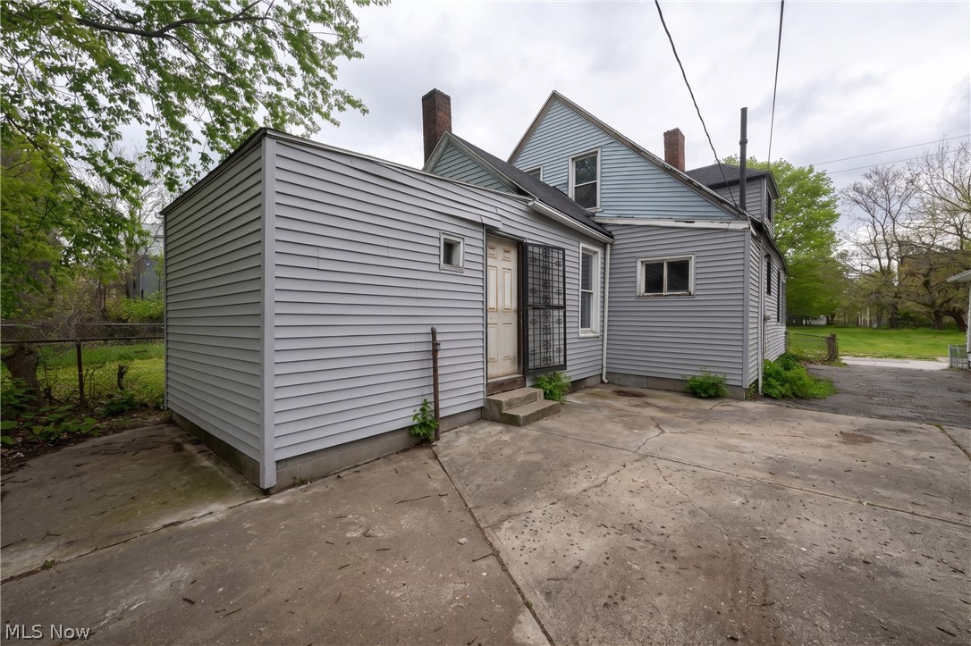 1266 E 102nd Street