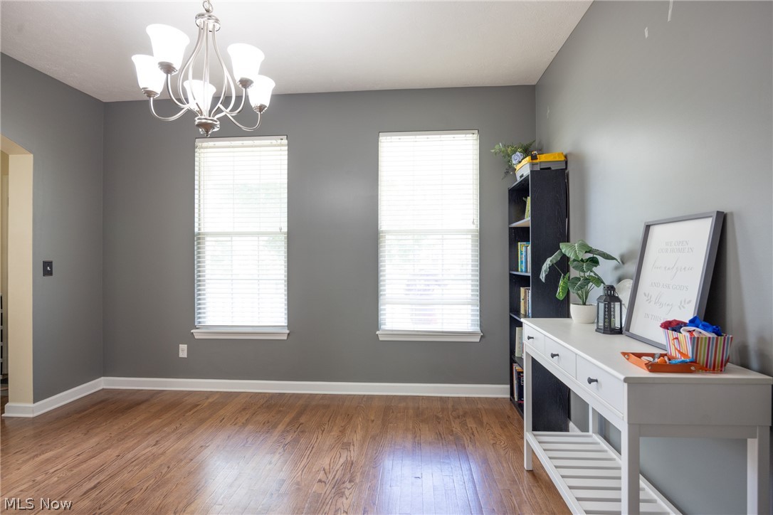 8856 Oakbrook Circle