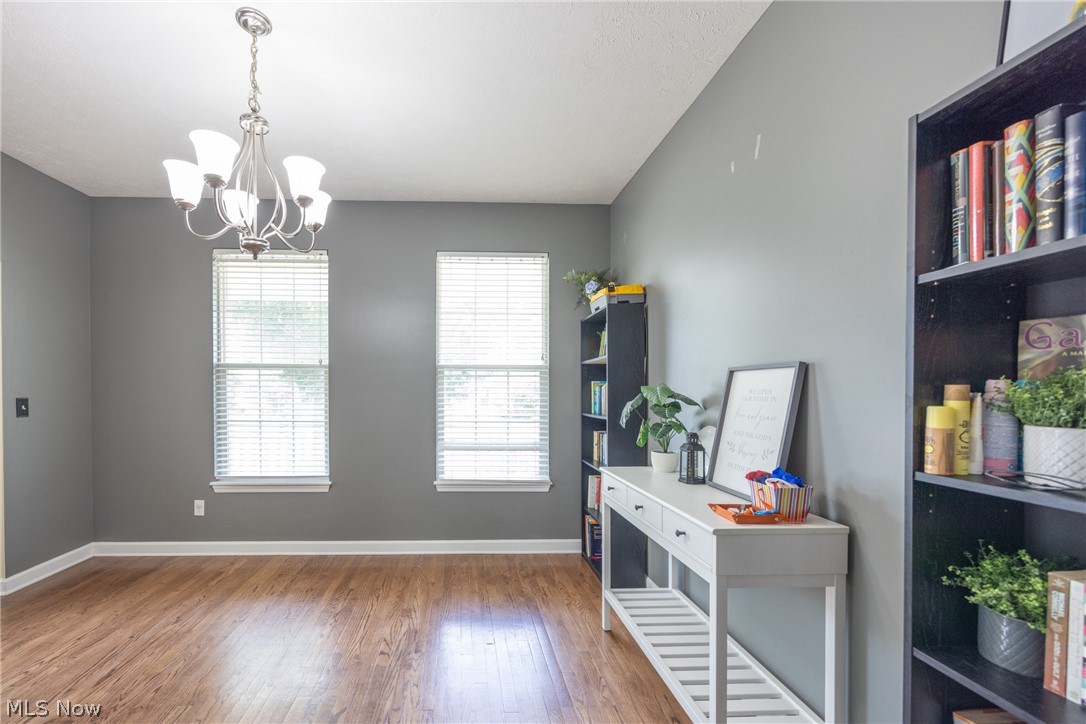 8856 Oakbrook Circle