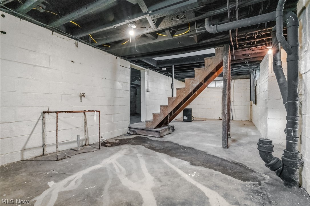 355 W High Street