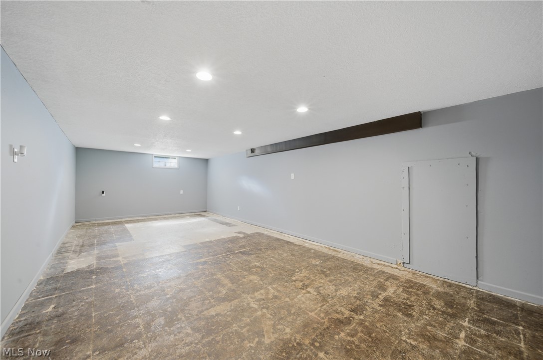3825 34th Street NE
