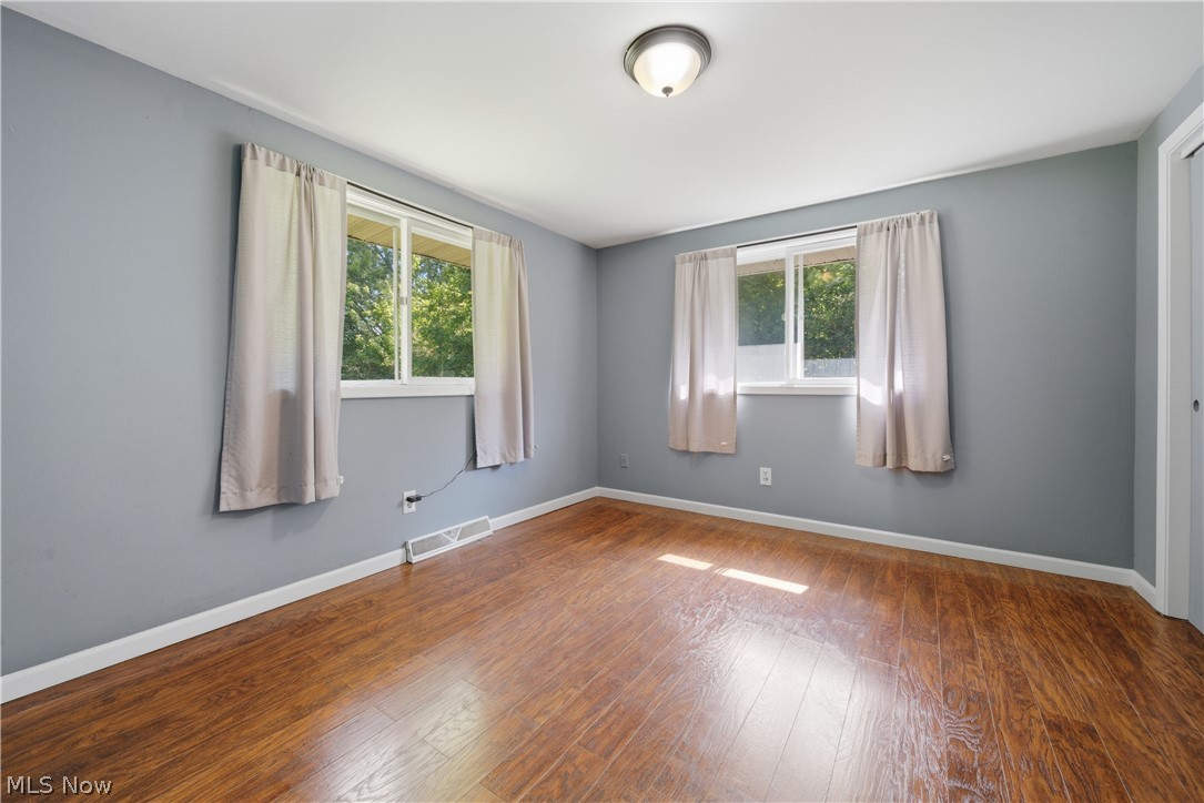3825 34th Street NE