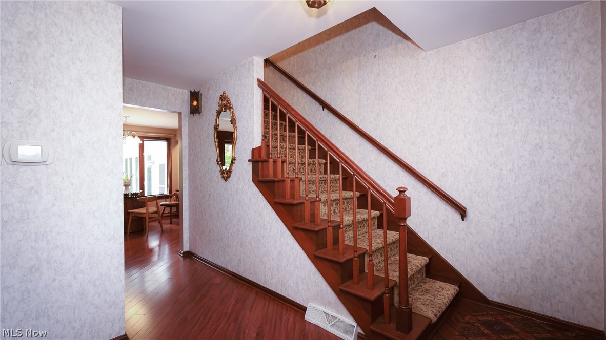 539 Hickory Hollow Drive