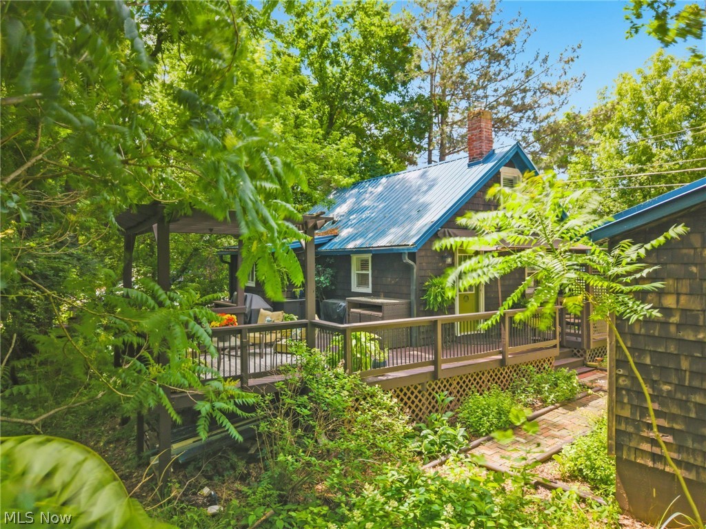 619 Portage Lakes Drive