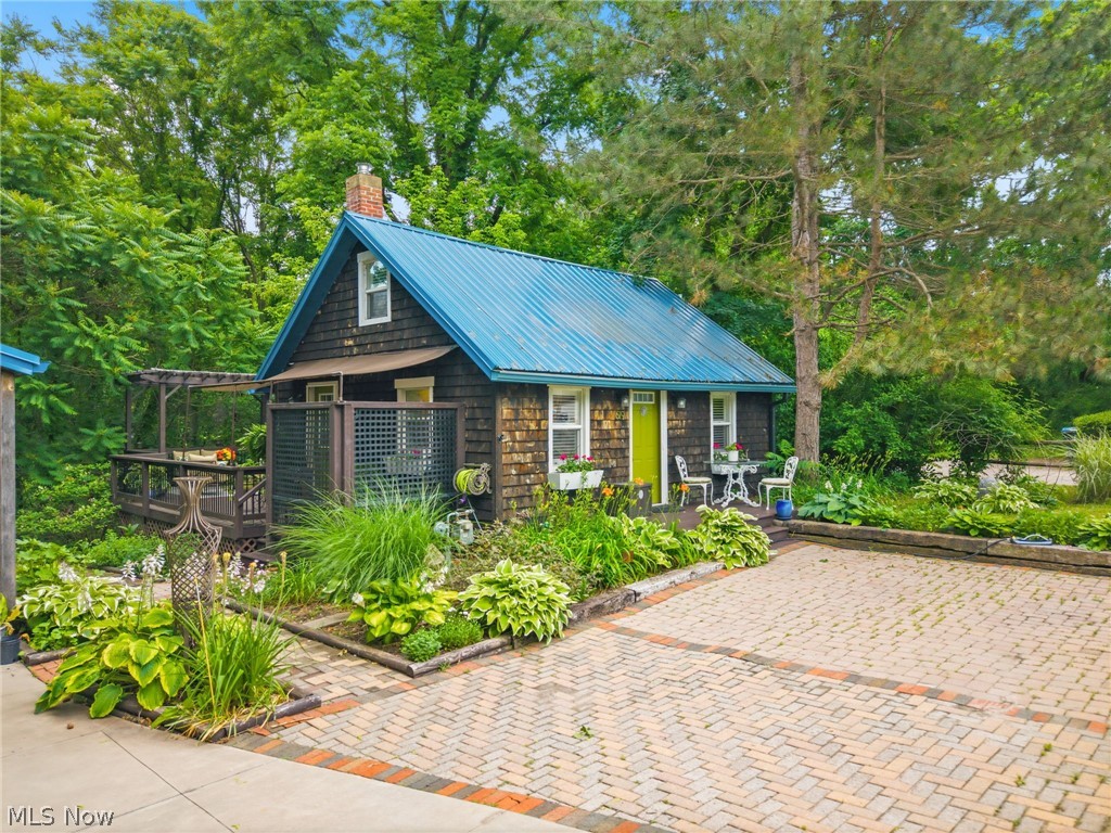 619 Portage Lakes Drive