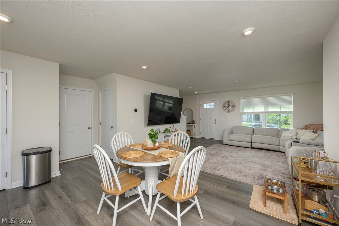 2741 Bishop Oval