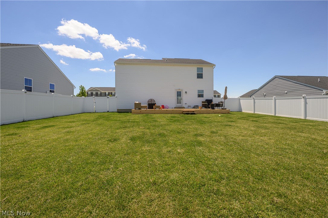 2741 Bishop Oval