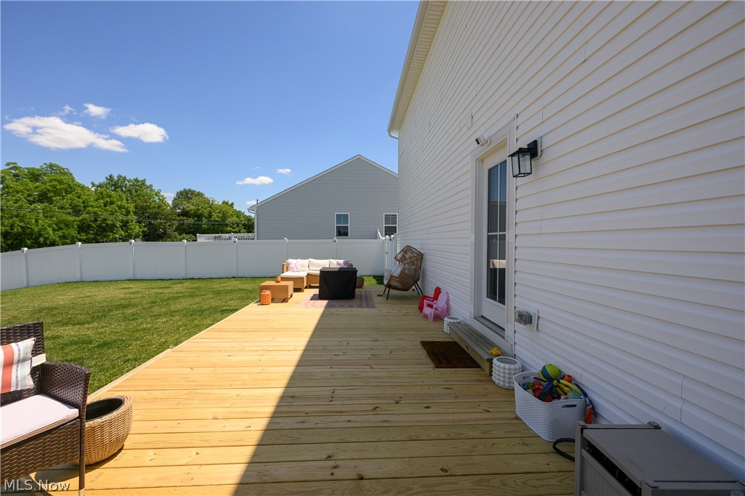 2741 Bishop Oval